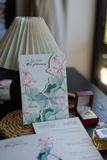  Thiệp Cưới “Hương Sen Tình Tự” - Nét Truyền Thống 