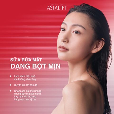 Sữa rửa mặt dịu nhẹ & dưỡng ẩm ASTALIFT MOISTURE FOAM (Tuýp 100G)