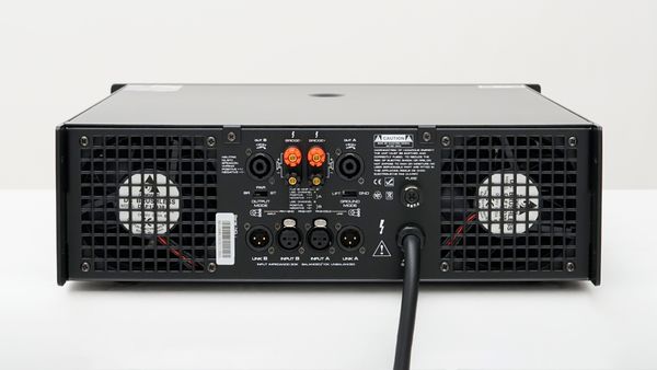 Đẩy 2 kênh dBacoustic KD1500Plus