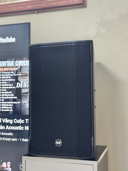 RCF C4112 – Trung Tâm Của Combo Karaoke Chuyên Nghiệp, Mạnh Mẽ & Sắc Nét