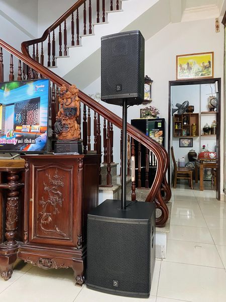 Dàn Karaoke DBacoustic S15A-10F – Chất Âm Đỉnh Cao, Hiệu Suất Ấn Tượng Cho Gia Đình
