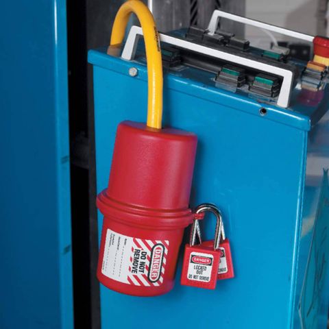  488 MasterLock - Khóa an toàn cho phích cắm điện cỡ lớn, loại xoay, dùng cho phích cắm 220-550 Volt Electrical Lockout 