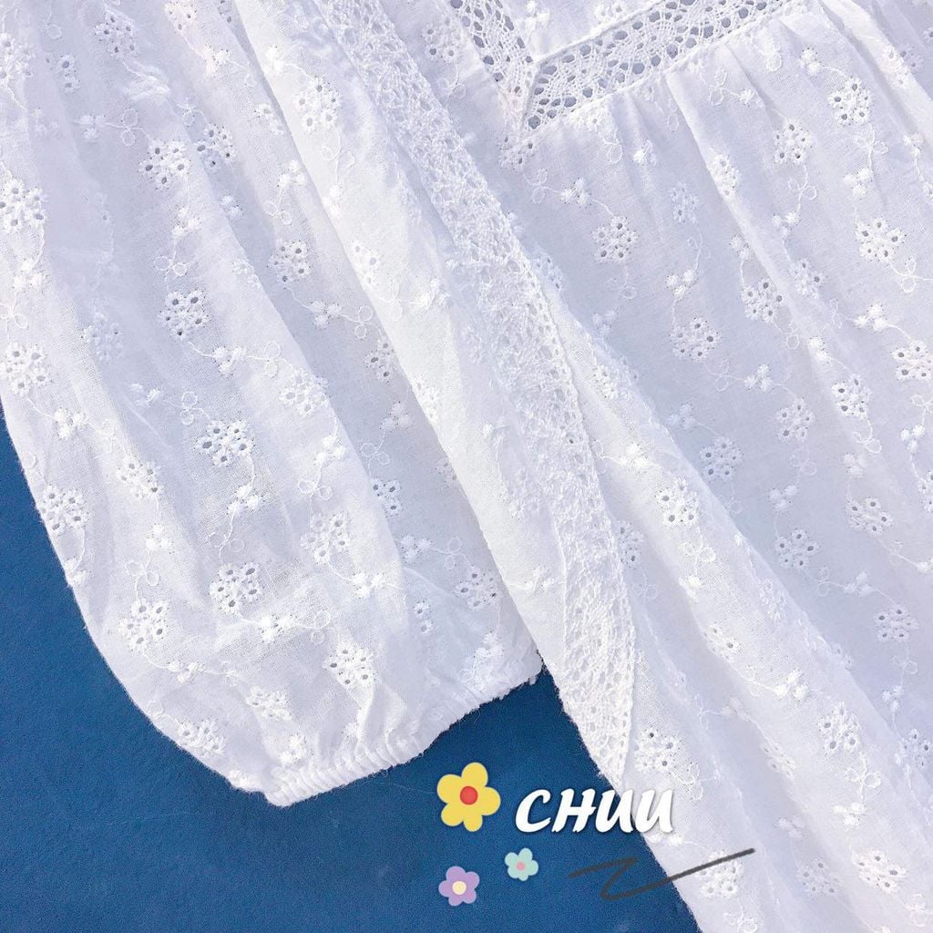 Áo Hoa Thêu Viền Vuông AT9002.5193