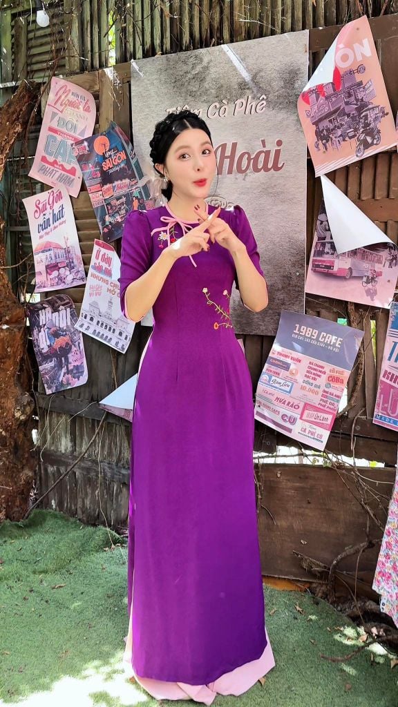 Áo Dài Nụ Tầm Xuân Kèm Phụ Kiện AD2023 (áo lẻ)