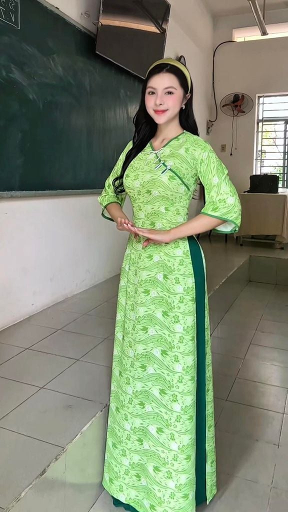 Áo Dài Bánh Hoa Búp AD3055 (Áo lẻ)