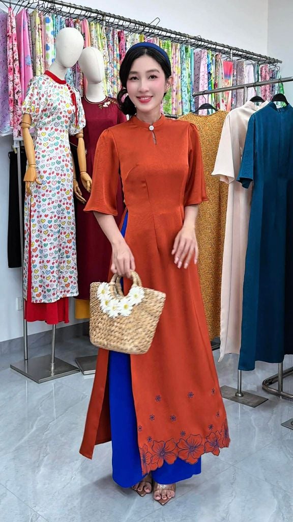 Áo Dài Hoa Rơi Lững Lờ AD3076 (Áo lẻ)
