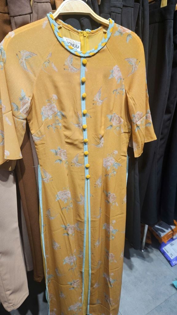 Áo Dài 4 Tà Mộng Cánh Hoa 132cm AD2700 (Áo lẻ)