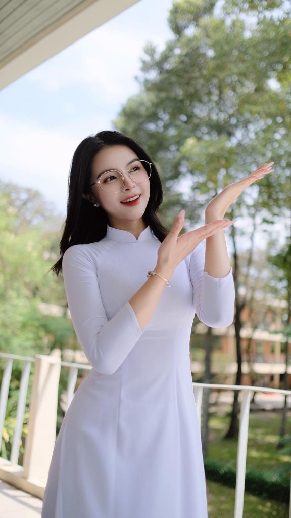 Áo Dài Trắng Lụa Ý Truyền Thống AD9001.8013 (áo lẻ)