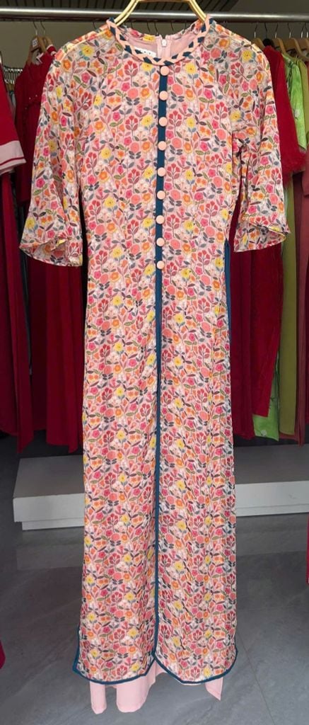 Áo Dài 4 Tà Mộng Cánh Hoa 132cm AD2700 (Áo lẻ)