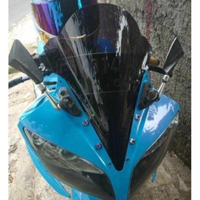  Kính chắn gió cao R15V2 