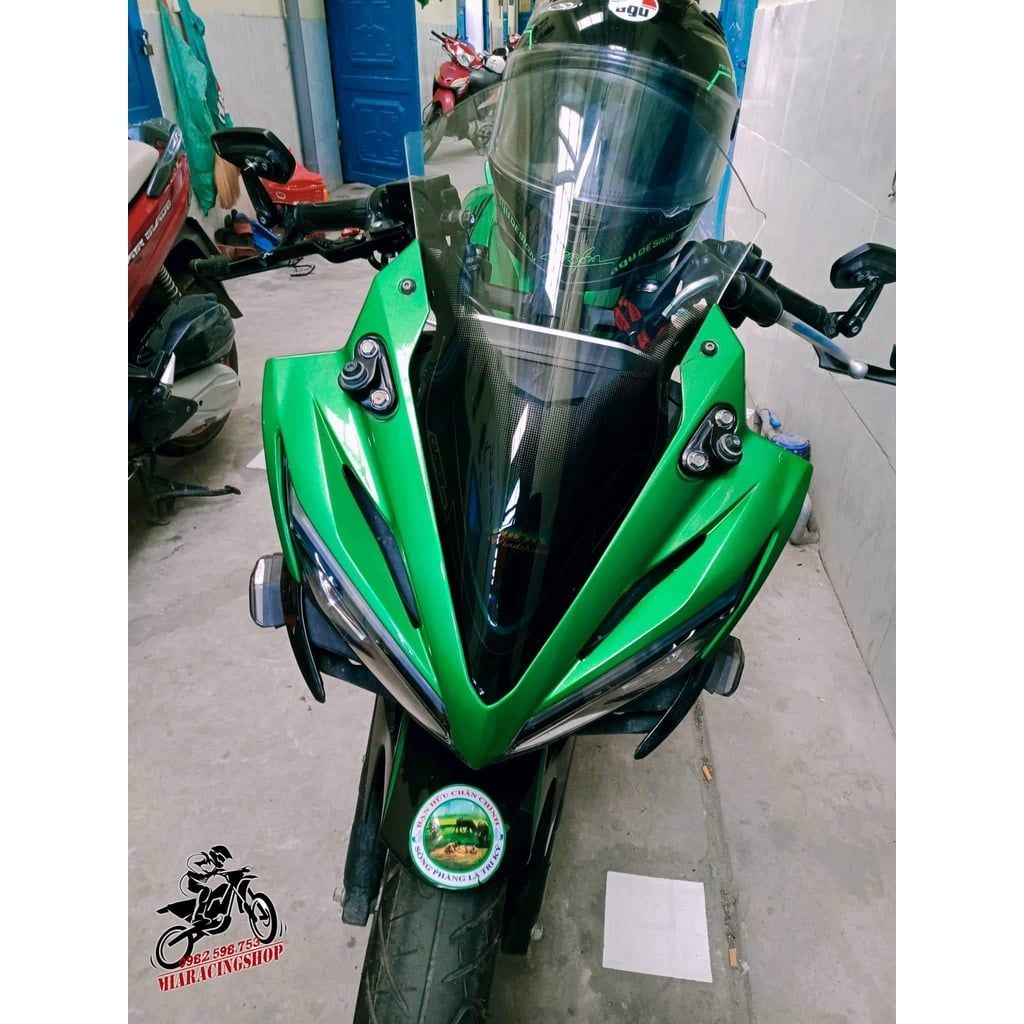  Kính chắn gió CBR150R 