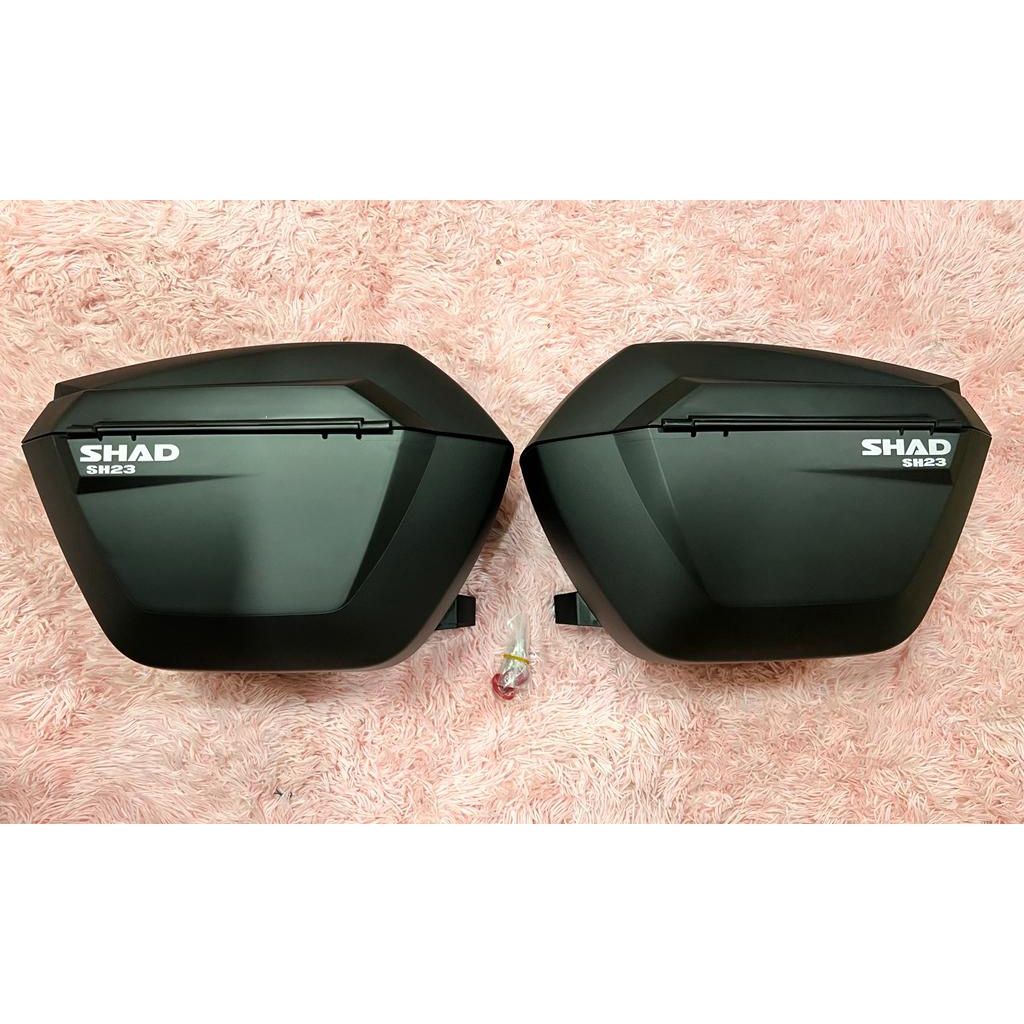  Thùng hông SHAD23 lắp được cho mọi dòng xe 