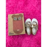  Giày búp bê bé gái  Melissa Ultragirl Flower màu Beige/ Gold size 25.26 used 