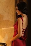  Đầm lụa đỏ Mila từ Jubin Studio 
