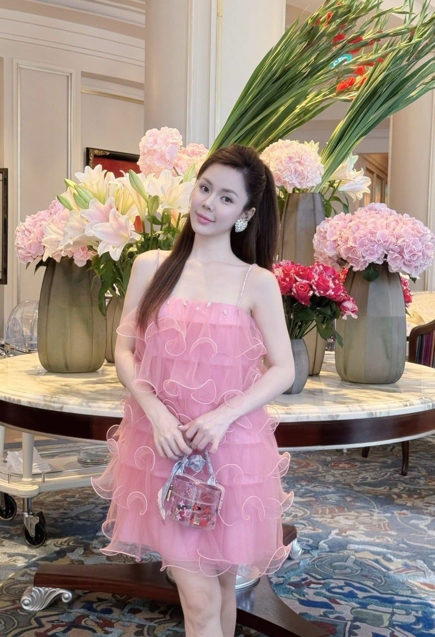  Váy hai dây hồng Ritara 