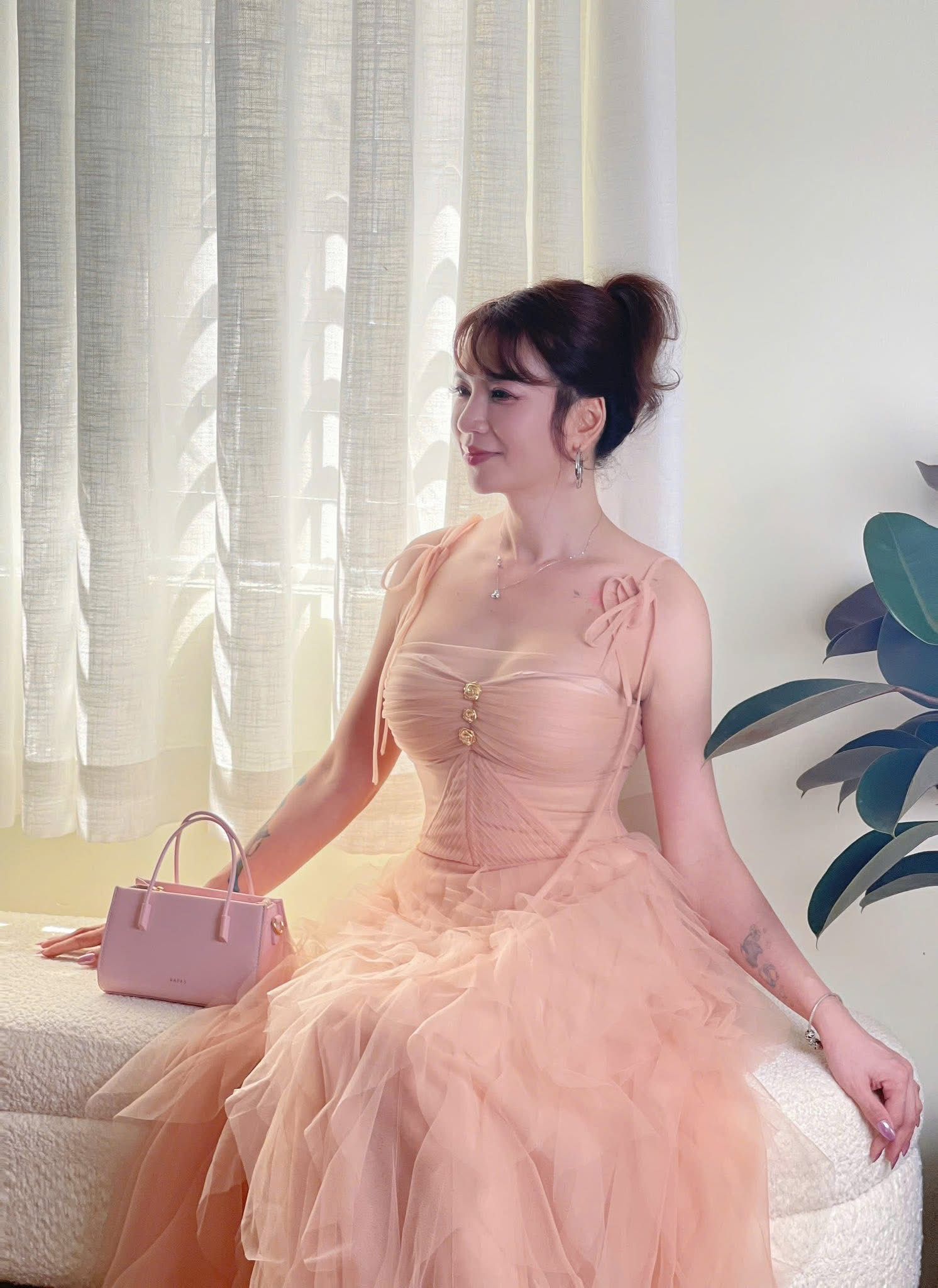  Váy dài hồng Penelope 