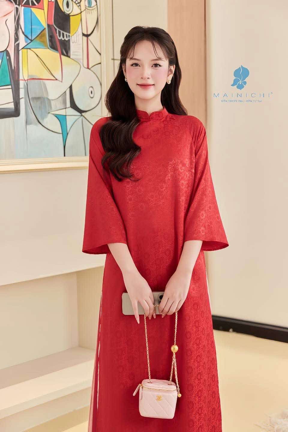  Áo dài đỏ Mainichi Design 