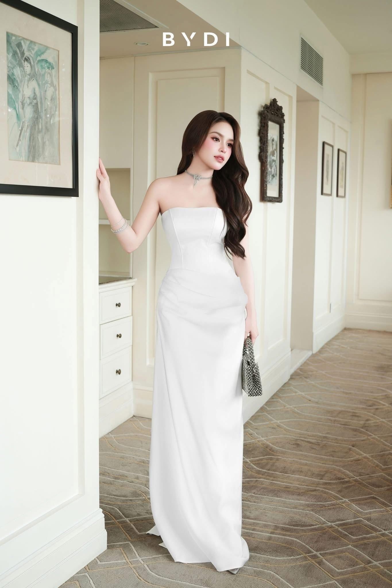  Sophie dress trắng 