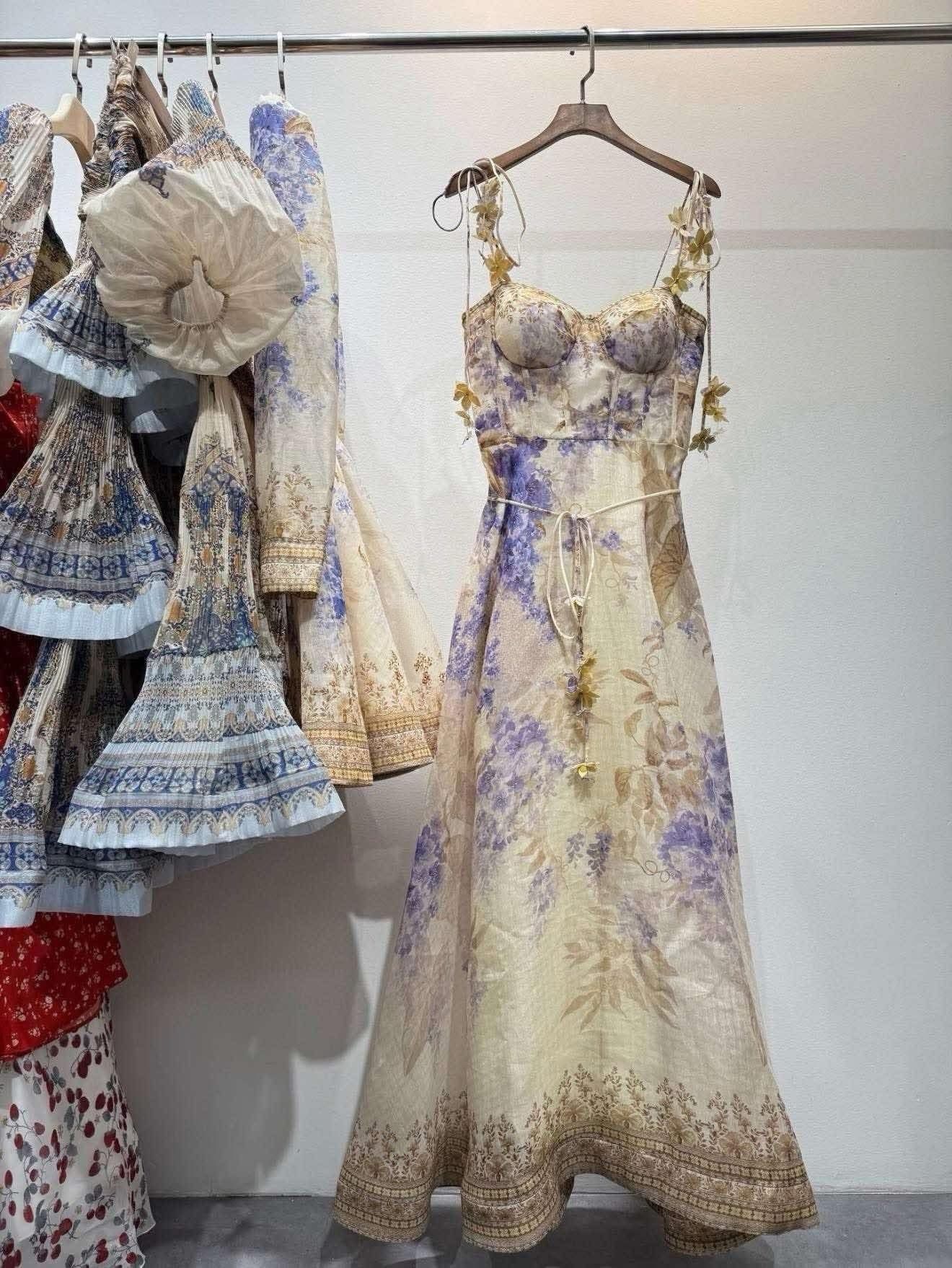  Váy hoa hai dây Zimmermann 