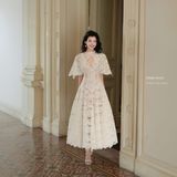  Paris Cape dress từ JENNIE CHOO 