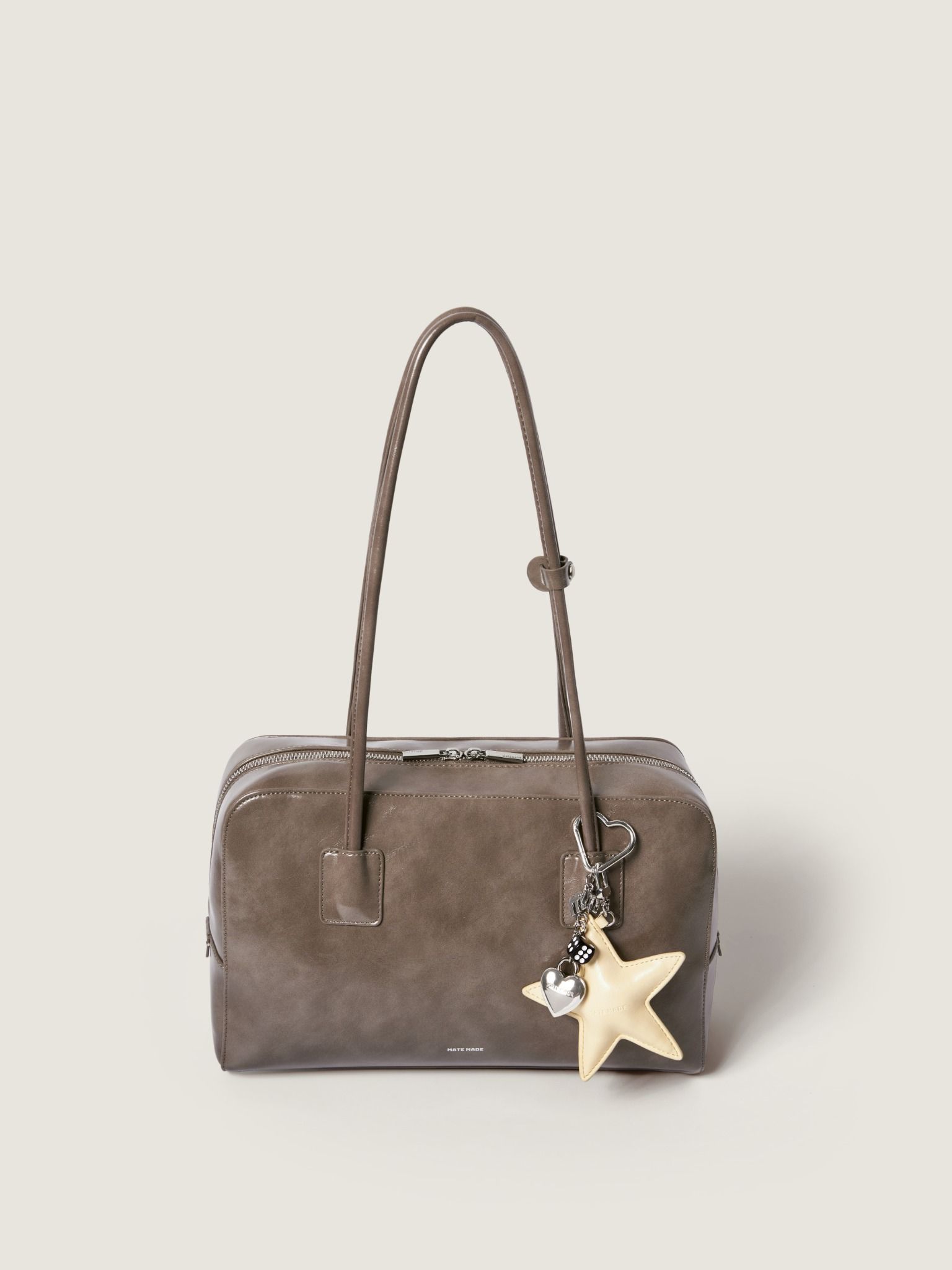  BTS - TOT BUDDY Tote Quai Tròn Sz 37 