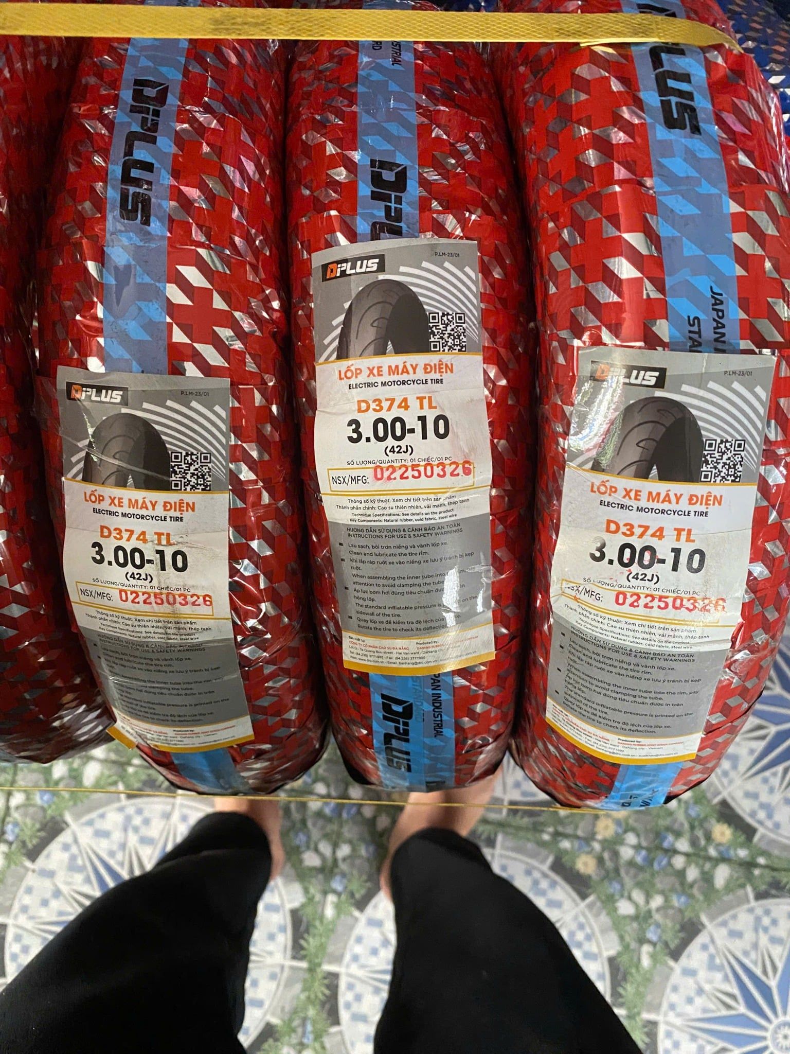 Lốp DRC 3.00-10/374-TL