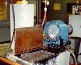  MÁY VỚT VÁNG DẦU OIL GRABBER™ MODEL 4 