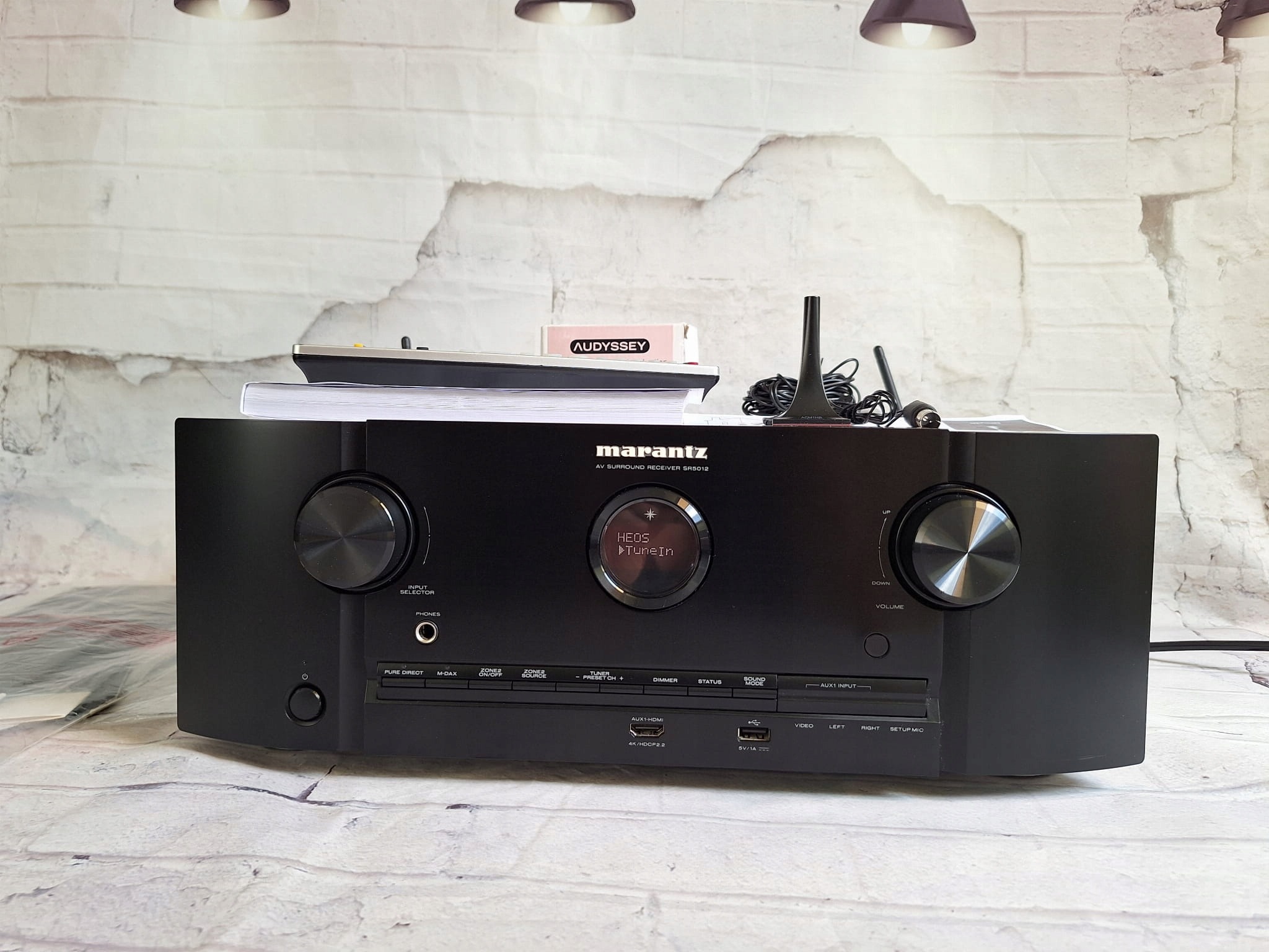 Amply xem phim Marantz SR5012 chính hãng - Hình 3