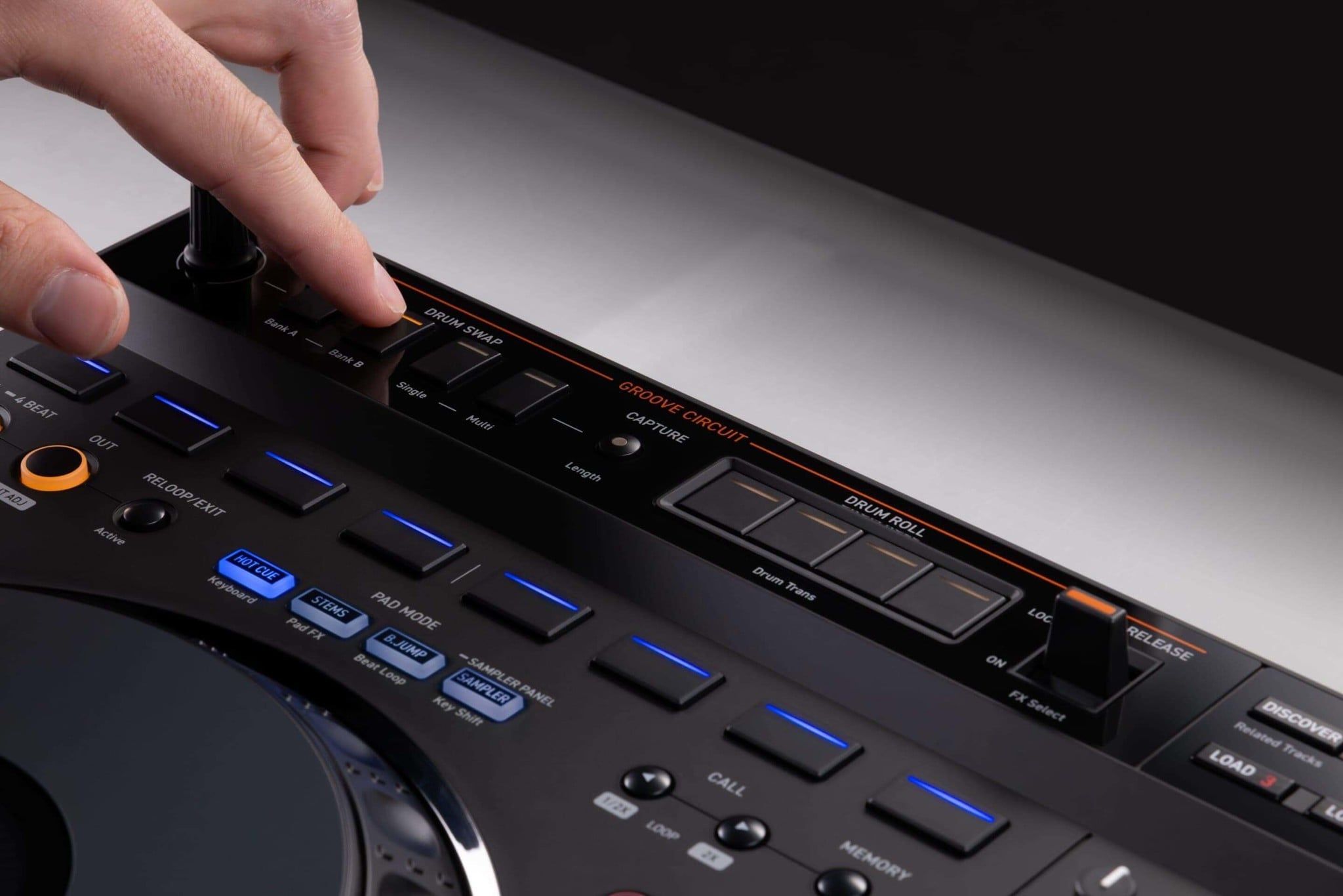 Bàn DJ AlphaTheta DDJ-GRV6 - Hình 3