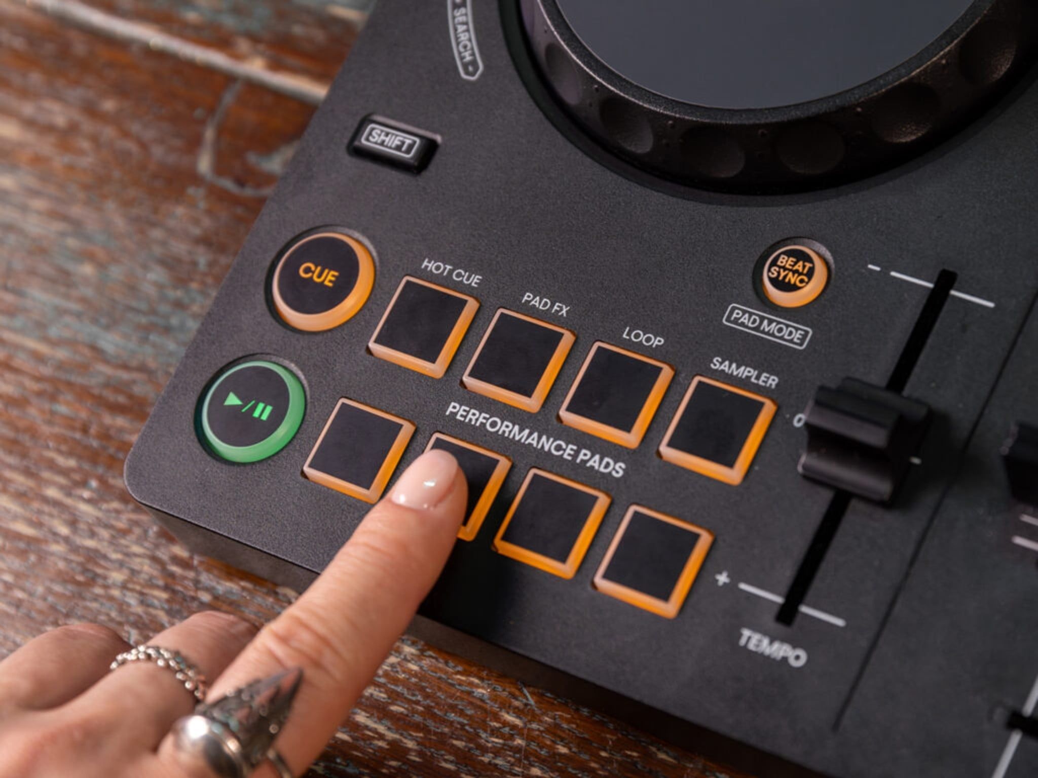 Bàn DJ Controller AlphaTheta DDJ-FLX2 Chính Hãng - Hình 6