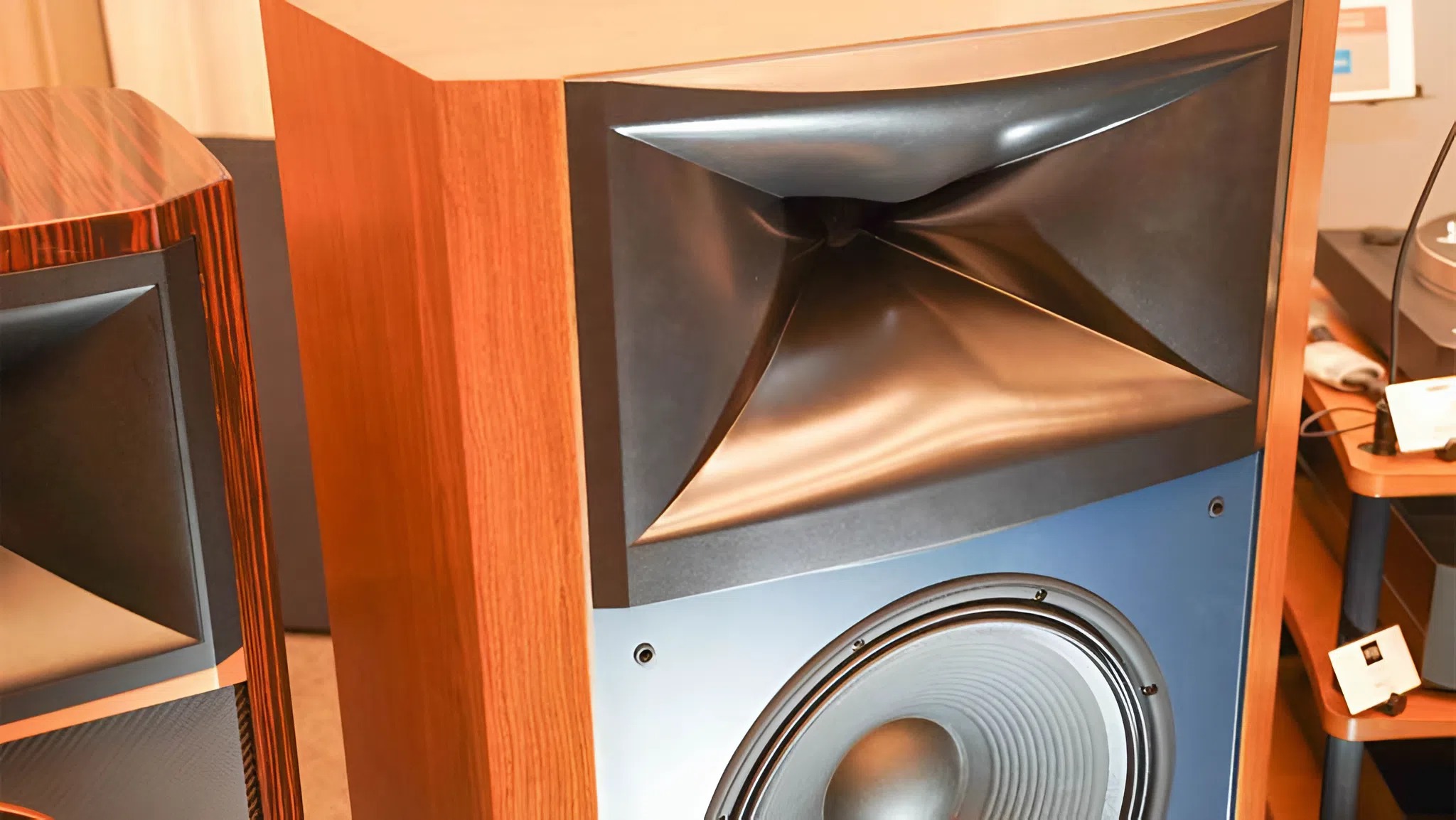 Loa Kiểm Âm JBL 4369 Studio Monitor Chính Hãng - Hình 4