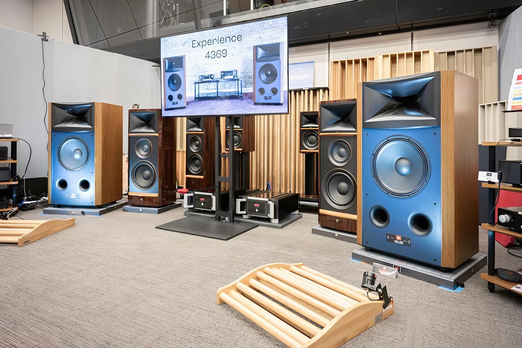 Loa Kiểm Âm JBL 4369 Studio Monitor Chính Hãng - Hình 3