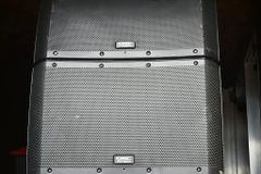 Loa Line Array QSC KLA12 Chính Hãng - Thumb 4