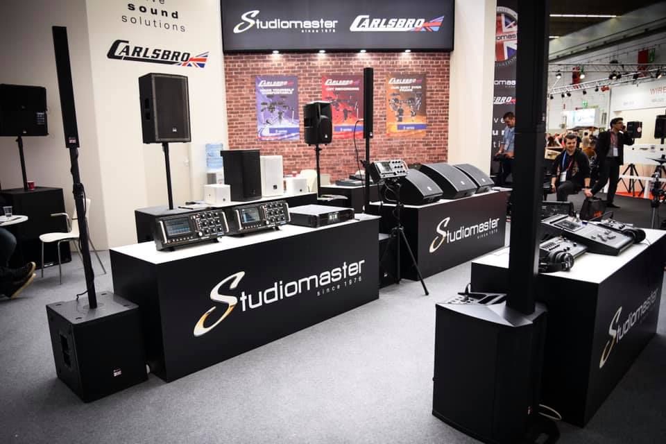 Loa Subwoofer Studiomaster TRX218S Cao Cấp - Hình 3