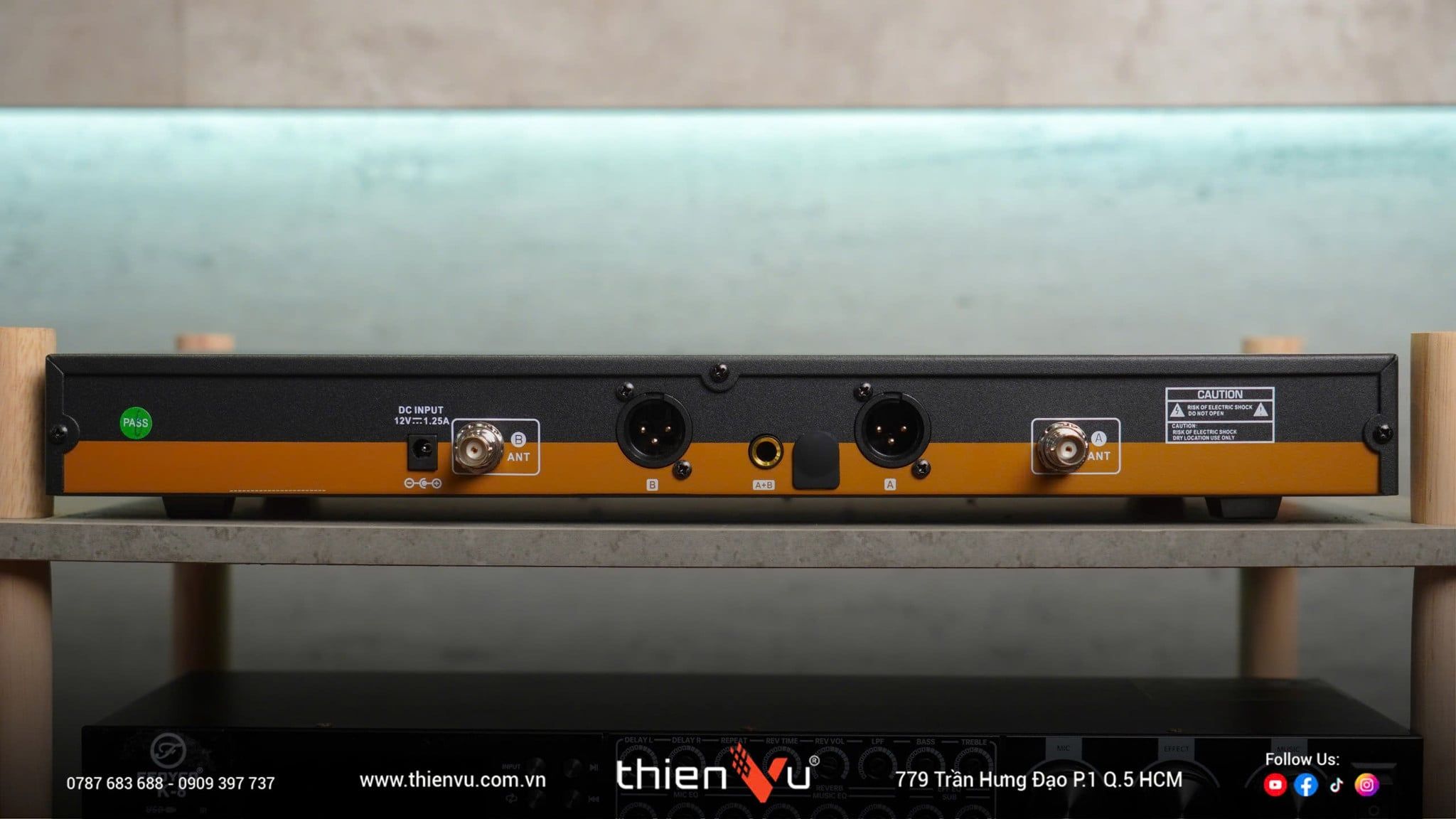 Micro karaoke không dây BBS S650 hiện đại - Hình 8