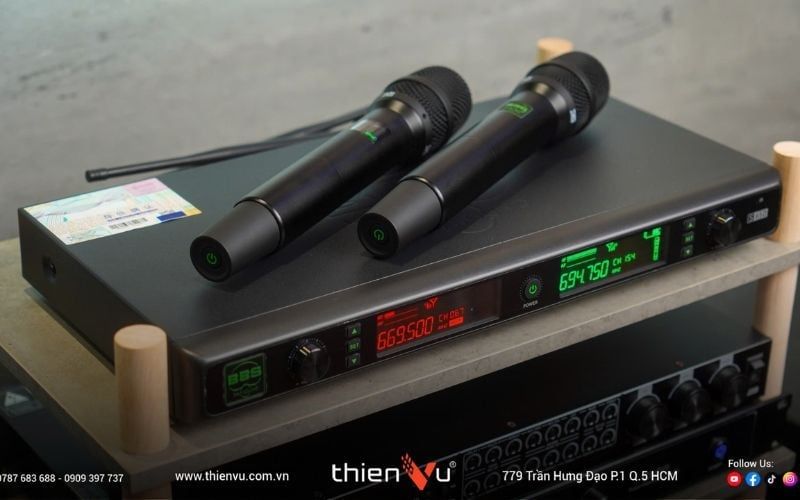 Micro karaoke không dây BBS S650 hiện đại - Hình 4