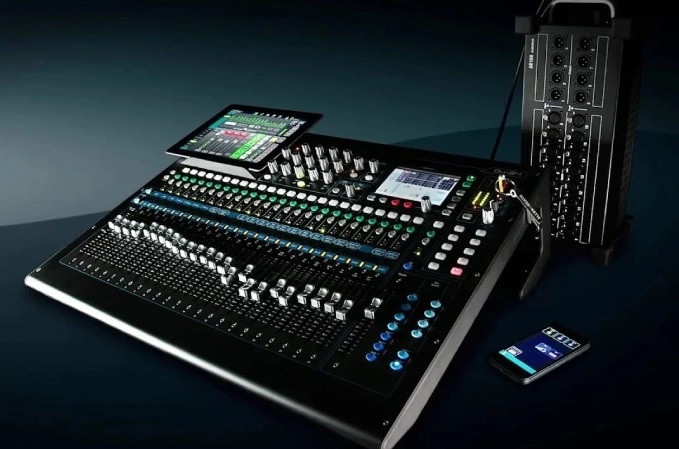 Mixer Digital Allen & Heath Qu-16 Chính Hãng - Hình 3