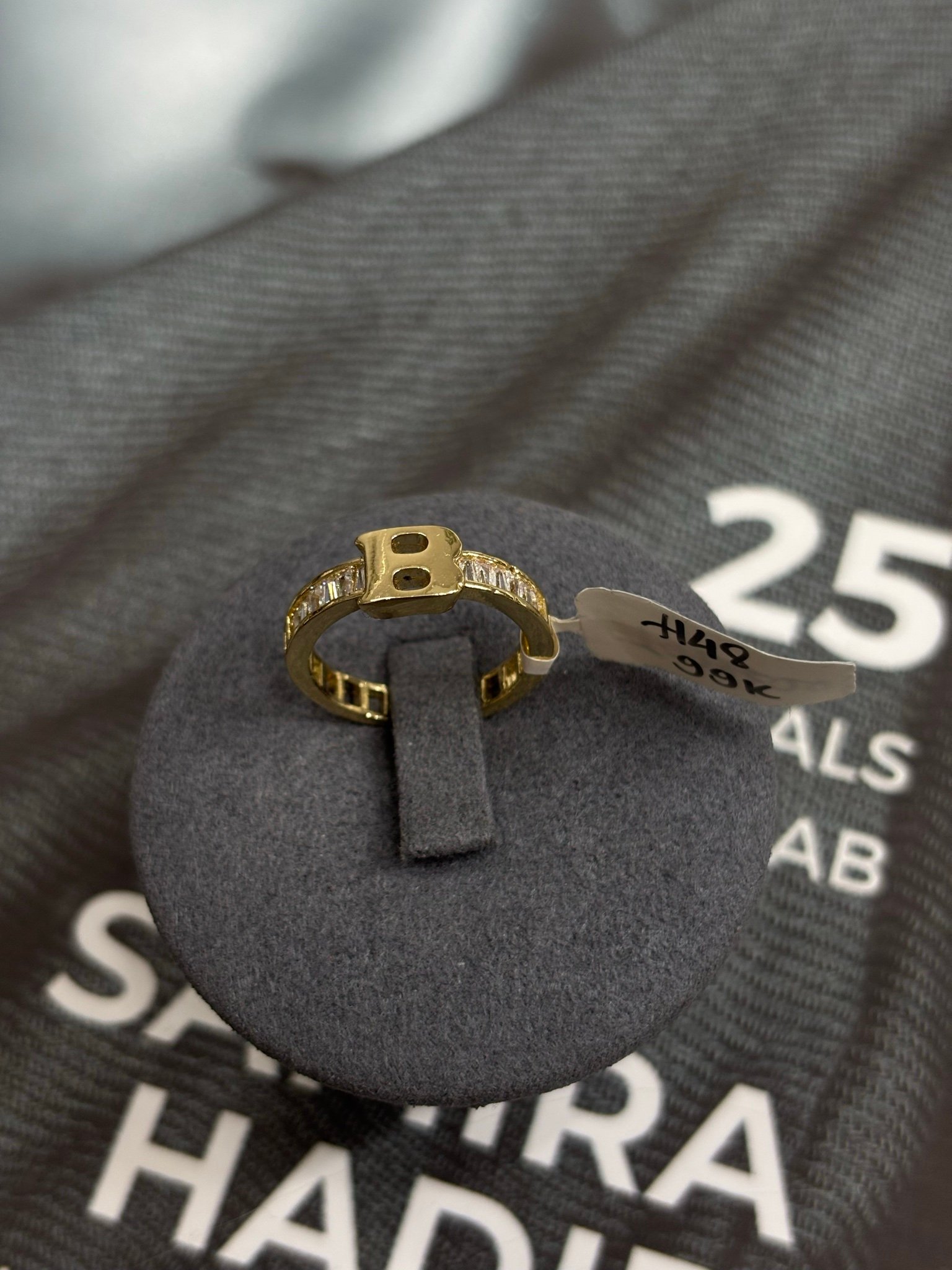  O58 - PKH - 007M01 - Gold 