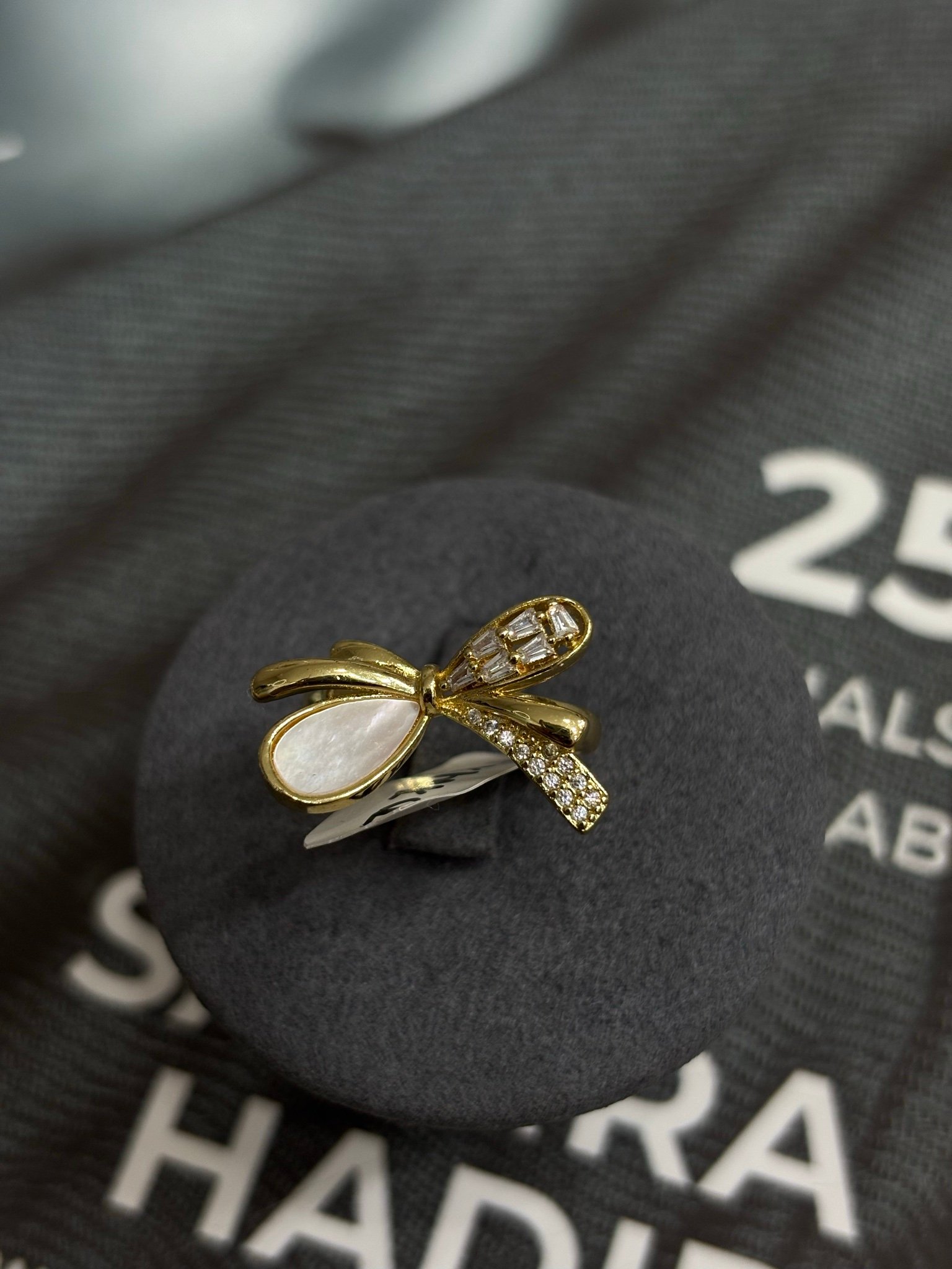  PKH - 007M104 - gold 