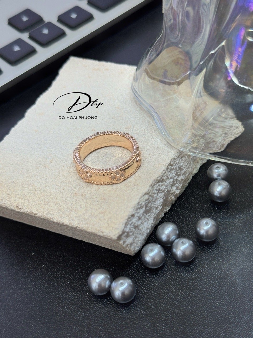  W197 - PKH - 01256D - Hoa 