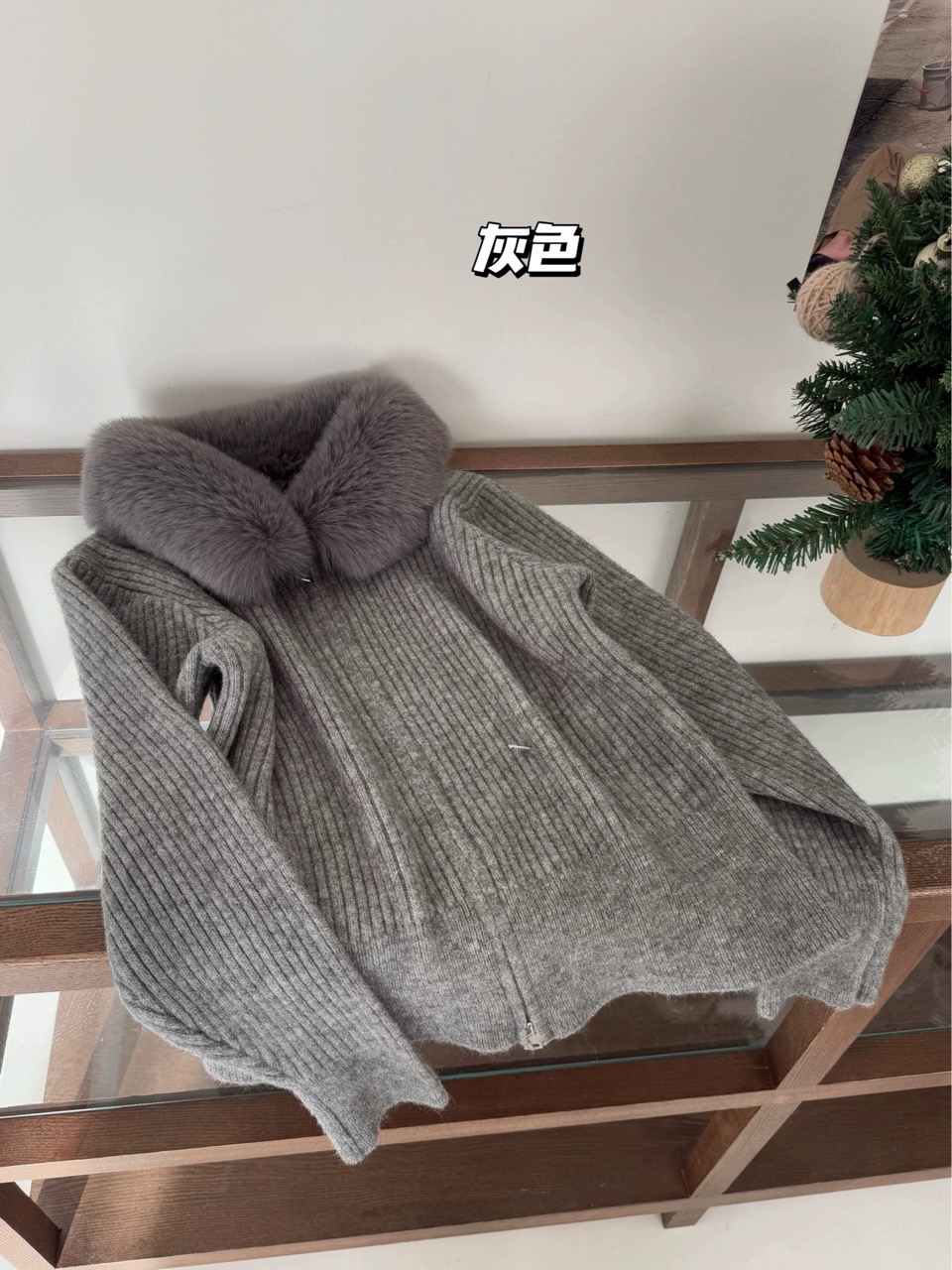  T25 - B045 - Y1121 XÁM 