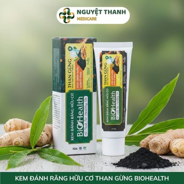Kem Đánh Răng Hữu Cơ Than Gừng BioHealth 70g Trắng Răng Khỏe Nướu