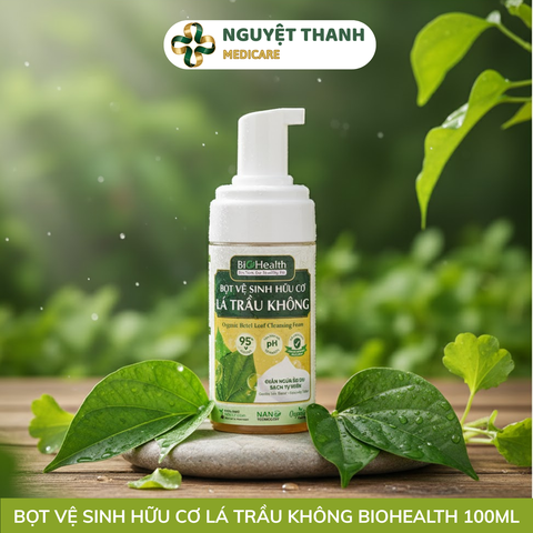 Bọt Vệ Sinh BioHealth Trầu Không Hữu Cơ Cân Bằng pH 3.9
