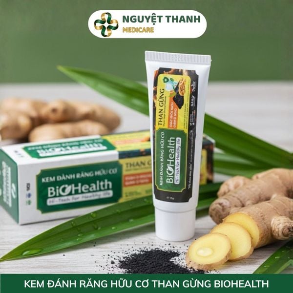 Kem Đánh Răng Hữu Cơ Than Gừng BioHealth 70g Trắng Răng Khỏe Nướu