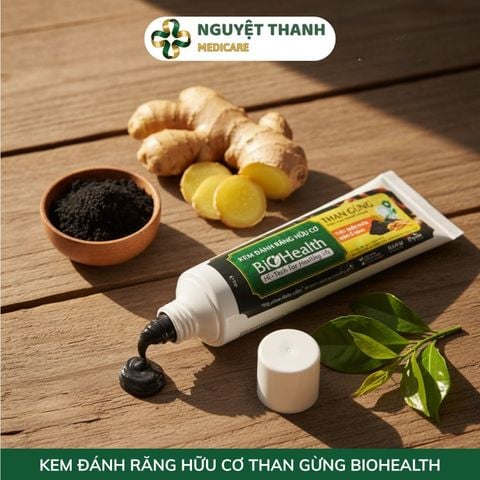 Kem Đánh Răng Hữu Cơ Than Gừng BioHealth 70g Trắng Răng Khỏe Nướu