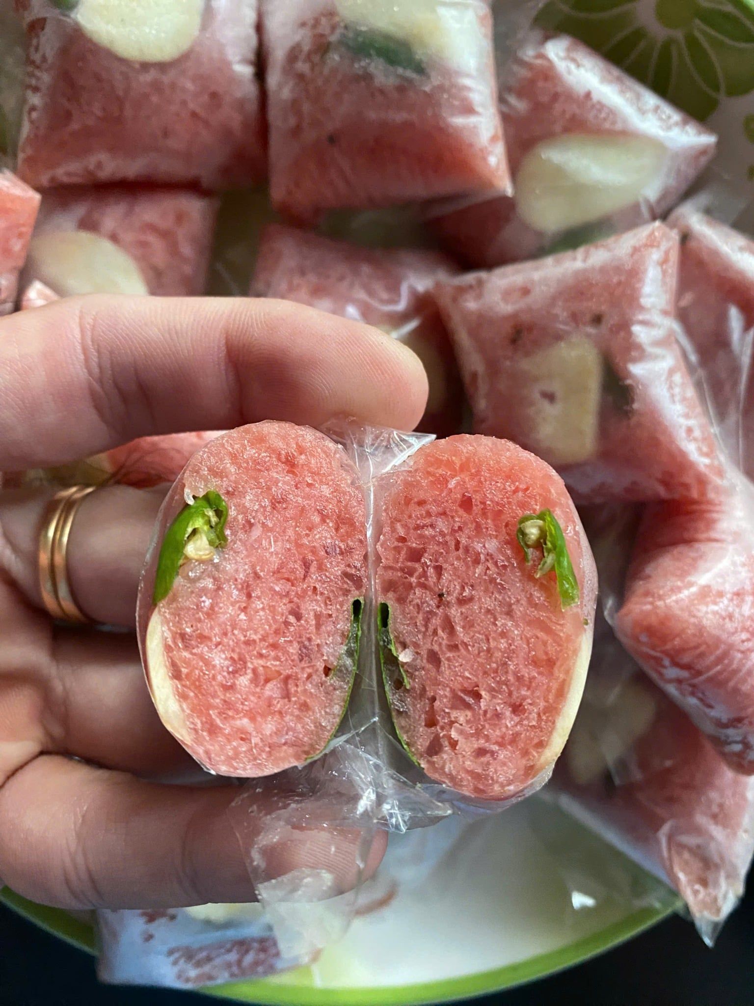  Nem chua tỏi ớt 