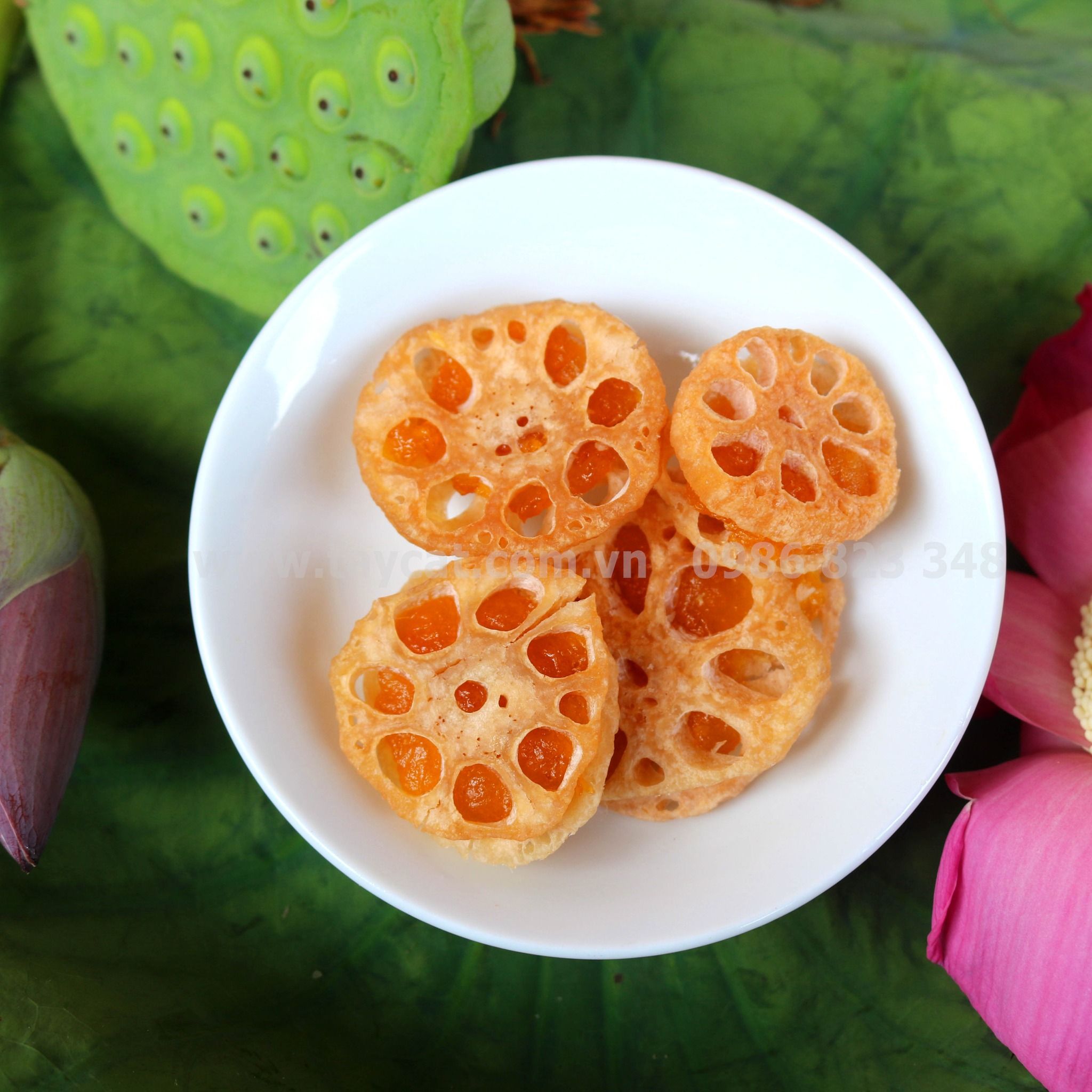 Củ sen kẹp cam