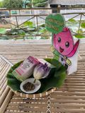  Hồng Diệp Liên 