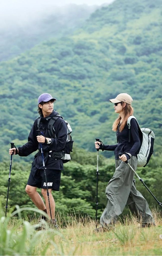 Gậy leo núi Carbon siêu bền Naturehike CNK2300DS010