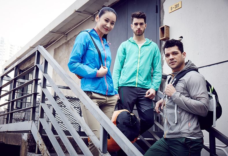 Áo khoác gió cao cấp Nam, Nữ có mũ NatureHike NH15P001-F